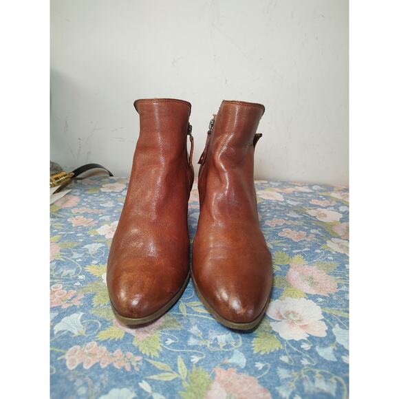 Frye Women's Ankle Boots Size 8.5M Cognac "Judith" Soft Leather Double Zip EUC - Picture 5 of 15